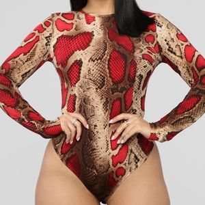 I Won’t Mind Bodysuit-Red/combo